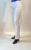 6897 - 100 hvítt.  Magic Fit Boot-Cut : 4 litir